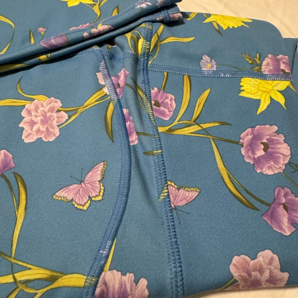 Fabletics set - Picture 3 of 10